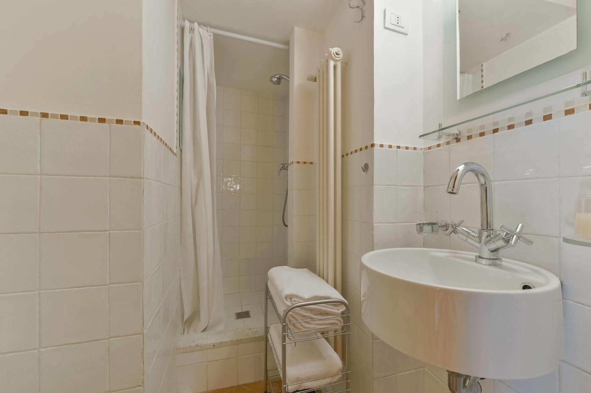 Palazzo Uguccioni Apartments Florence Ngoại thất bức ảnh