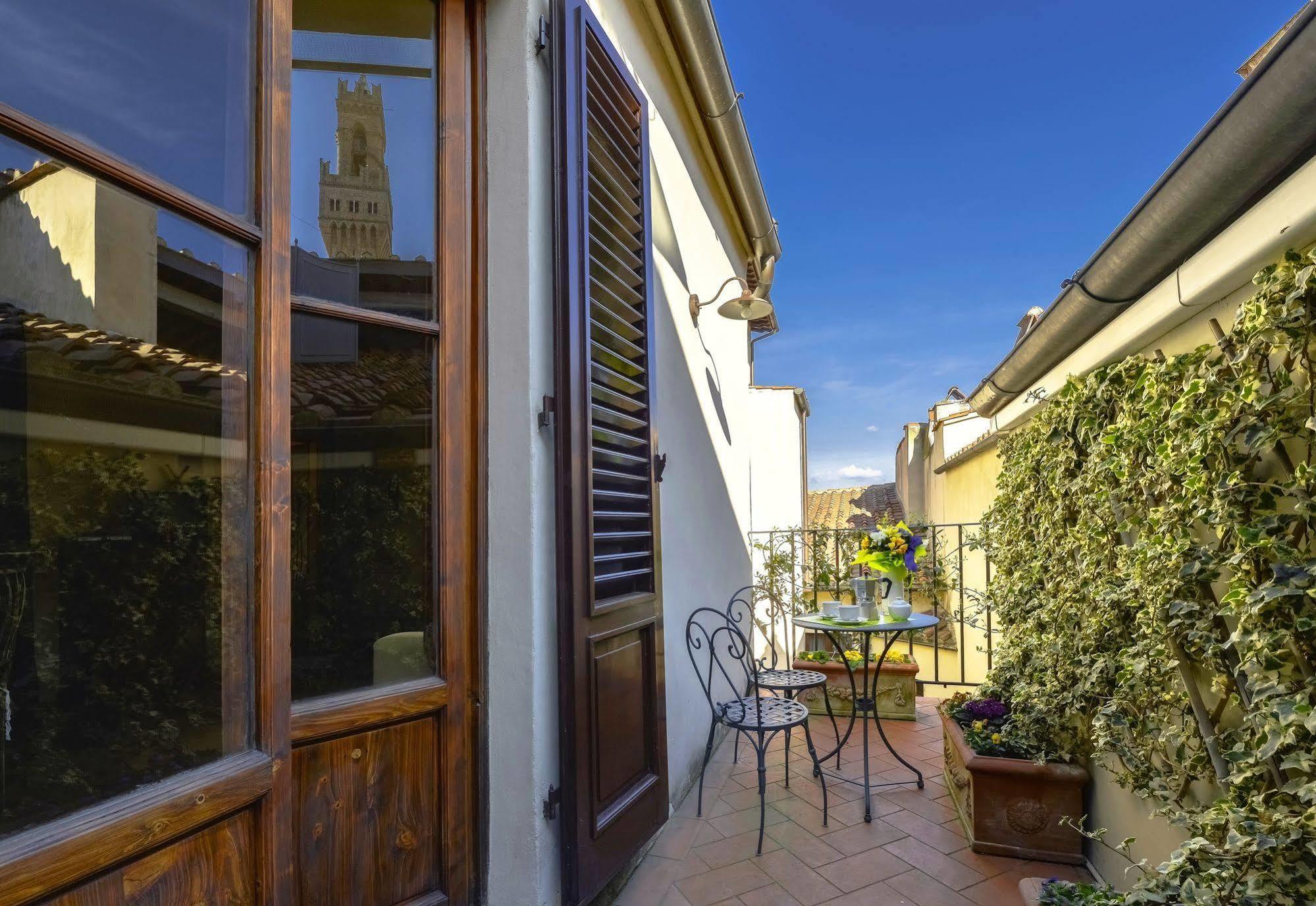 Palazzo Uguccioni Apartments Florence Ngoại thất bức ảnh